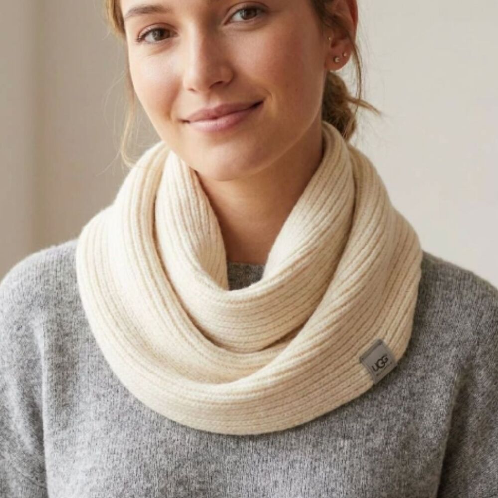UGG Australia Nyla Textured Ribbed Knit Cowl Snood Scarf Cream NWT